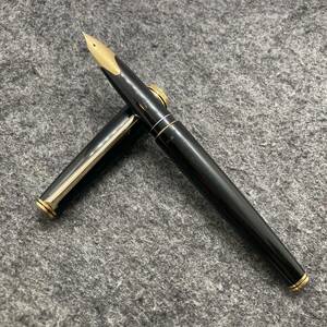 PE2082□PILOT パイロット 万年筆 ペン先 18k 750 F ブラック レトロ 筆記未確認