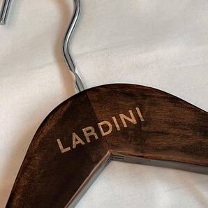 LARDINI ラルディーニ 木製 ジャケット ハンガー 木製ハンガー ブラウン系の画像1