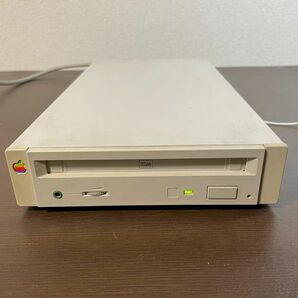 [送料無料]通電OK Apple CD150 外付け CD-ROMドライブ パーソナルコンピューター アップル ジャンク 訳あり 1352の画像1