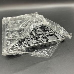 [送料無料]未使用 タミヤ 1/12 Kawasaki KR500 GP500 水冷 2スト スクエア4 バイク TAMIYA 絶版 1362の画像6