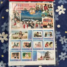 切手 フレーム 千葉県出身 AKB48 チームメンバー とめぐる 千葉の名所 マザー牧場 鴨川シーワールド 印旛沼の風車 アンデルセン公園 82円_画像1