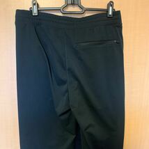 UNIQLOウルトラストレッチドライEX ジョガーパンツ（丈長め 69cm~ 75cm) 商品番号：457907 カラー： 09 BLACK サイズ：MEN M_画像4