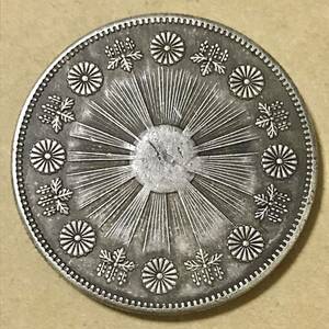 銀貨 一圓 一円銀貨 明治3年　大日本 硬貨 古銭 貿易銀 コイン 竜 