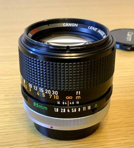 【良品】Canon FD 85mm F1.8 S.S.C. 美品　中望遠レンズ　ポートレートに　【送料無料】キヤノン　動作確認済み