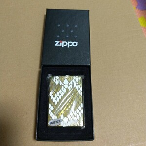 未使用ZIPPO　両面加工　蛇柄？ゴールドホワイト　ジッポー オイルライター 喫煙具 ライター ジッポ