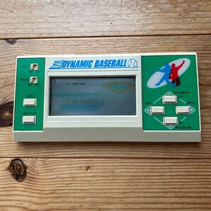 DYNAMIC BASEBALL