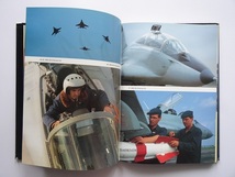 洋書◆ソビエト空軍写真集 本 ミリタリー ミグ 飛行機 戦闘機 ロシア_画像3