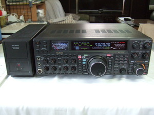 YAESU Yaesu FT-2000D 200w machine Used