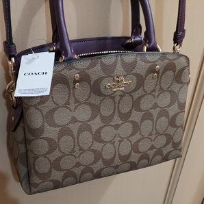 新品！定価79800円！COACH ！コーチ小型 ショルダーバッグ！ シグネチャー