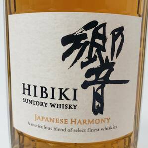 M26457(044)-548/HT10000【千葉県内のみ発送】酒 SUNTORY WHISKY 響 HIBIKI JAPANESE HARMONY サントリー ウイスキー 43％ 700mlの画像6