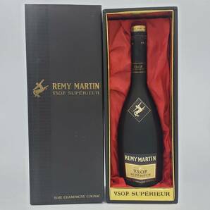 M13758(051)-535/OR3000 酒 REMY MARTIN V.S.O.P. SUPERIEUR FINE CHAMPAGNE COGNAC  レミーマルタン スペリオール 40％ 700ml 箱付きの画像1