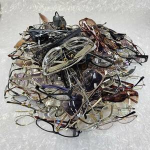 E051(3400)-604 sunglasses glasses large amount summarize gross weight : approximately 3.4. condition sama .