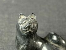 石製 彫刻 犬 置物◇4.9×4.7×2.1cm/いぬ/東洋彫刻/オブジェ/雑貨/小物/飾り物/根付/美術/石彫刻/コレクション_画像8