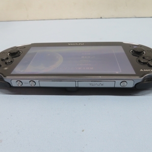 ●●SONY PCH-1100 PlayStation Vita クリスタルブラック ソニー プレステヴィータ 3G/Wi‐Fiモデル 動作品 94105●●！！の画像4