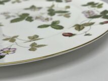 C258-T090181-1 WEDGWOOD ウェッジウッド WILD STRAWBERRY ワイルド ストロベリー 大皿 飾り皿 盛り皿 洋食器_画像6