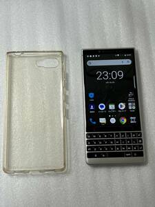 美品 日本版SIMフリー デュアル SIM BlackBerry KEY2 BBF100-8　シルバー