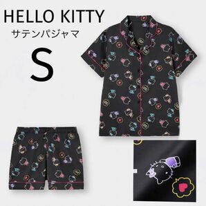 GU サテンパジャマ(半袖&ショートパンツ) HELLO KITTY S