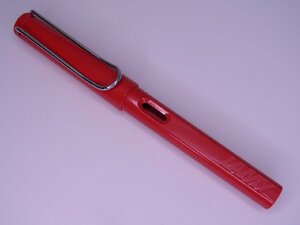 【未使用品】LAMY サファリ 万年筆 RED M 中字