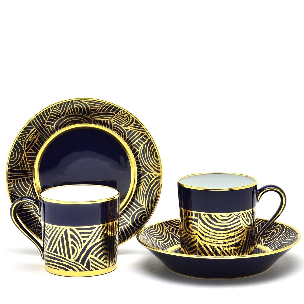 Taza y Platillo de Café Sable (Par) Litro Azul Gordo (Decoración Oro 24K: Gaffgen) Hecho a Mano Pintado a Mano Hecho en Francia Nuevo Sevres, utensilios de té, taza y plato, Taza de café