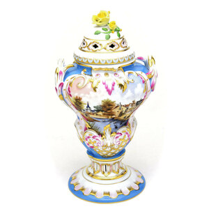 Art hand Auction Herend Decorative Jar with Lid, Openwork Handmade, Signed by the Master Painter, Hand Painted, Porcelain Ornament, New, interior accessories, ornament, Western style