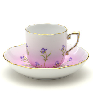 Art hand Auction Herend Coffee Cup & Saucer Pink Iris Hand Painted Porcelain Mocha Cup Tableware Coffee Bowl Plate Tableware Made in Hungary New Herend, tea utensils, Cup and saucer, Coffee cup