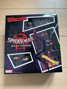 千値練 スパイダーマン:スパイダーバース マイルス・モラレス フィギュア　開封品