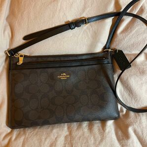 【COACH】 シグネチャー クロスボディ ポップアップ ショルダーバッグ 美品.*･ﾟ値下げしました！！！