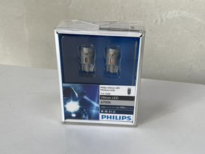 PHILIPS Ultinon ウェッジ LED T10 6700K 50lm フィリップス 12V自動車専用　管理番号YM241007