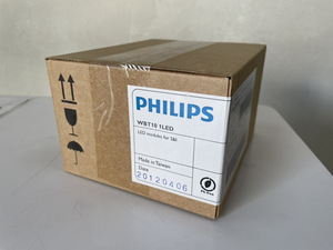PHILIPS Ultinon ウェッジ LED T10 6700K 50lm 10個まとめ売り フィリップス 12V自動車専用　管理番号YM241013