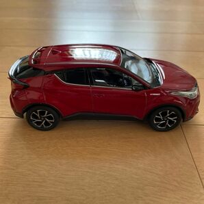 ミニカー トヨタ TOYOTA CHR C-HR エモーショナルレッドII 1/30スケール　非売品