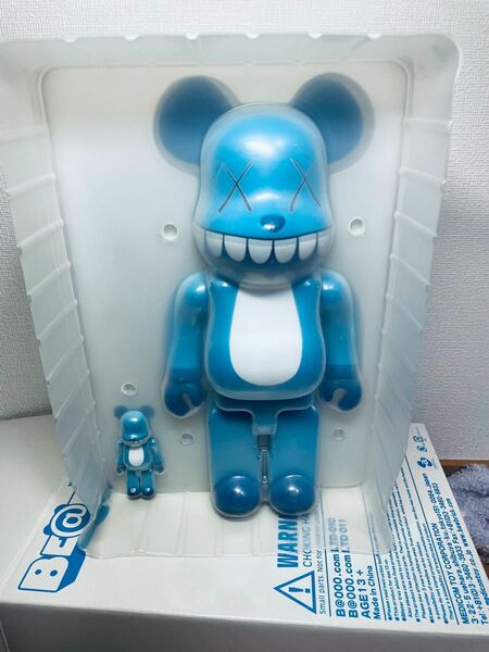 BE@RBRICK ベアブリックKAWS a-nation CHOMPERS 100%& 400% 