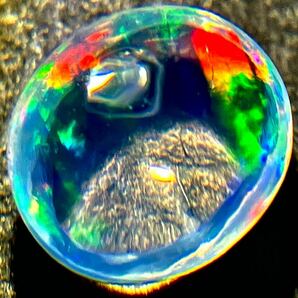 遊色効果!!［天然ウォーターオパール0.839ct］A 7.3×6.3mm ルース 裸石 Water opal 宝石 ジュエリー jewerlyの画像6