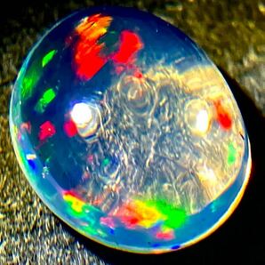 遊色効果!!［天然ウォーターオパール0.839ct］A 7.3×6.3mm ルース 裸石 Water opal 宝石 ジュエリー jewerlyの画像1