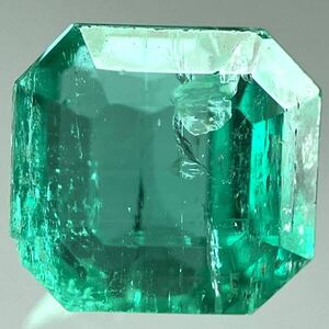 ［天然エメラルド0.877ct］A 約5.3×5.0mm ルース 裸石 宝石 ジュエリー beryl emerald ベリル BJ1/BJ1 テDG0