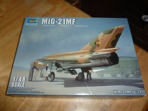 手付品☆1/48　MiG-21MF トランぺッター TRUMPETER ミグ21