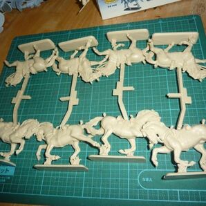 1/32  ナポレオン戦争 イギリス重騎兵 スコットグレイ 16体入 イタレリ SCOTS GREYS BRITISH HEAVY CAVALRY ITALERIの画像3