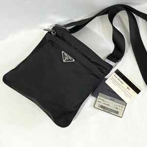 【美品】 正規品 カード付き プラダ PRADA ナイロン ショルダーバッグ 三角ロゴ サコッシュ ポシェット ブラック 黒 肩掛け 斜め掛け 鞄