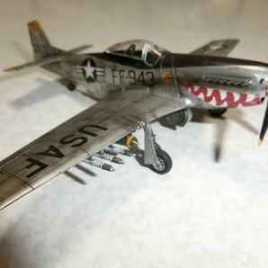 1/72 ノースアメリカン P-51 マスタング 完成品（タミヤ ウォーバードコレクション）の画像5