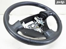 【切れ 破れ無】TOYOTA トヨタ 純正 NCP31 ｂB 革巻き レザー ステアリング ハンドル 直径：約37cm 即納 在庫有 棚24-3_画像2