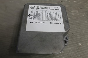 VW ニュービートル 5MT 後期 (9C) 純正 破損無 動作保証 エアバッグコンピューター 1C0 909 605 A p044605