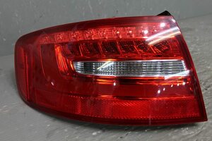 Audi A4 TSFI アバント 右ハンドル 後期 (8KCDN 8K) 純正 AL 動作保証 左 テールライト テールランプ LED全点灯OK 8K9 945 095 D p044987