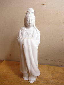 . stone . white porcelain white garment . sound Buddhist image box less . total height ...24cm rice field middle structure 