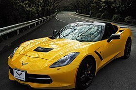 シボレーコルベットC7に！高品質多層構造ボディカバー！裏起毛・高撥水・良通気のプレミアムカーカバー！装着簡単な車カバー?