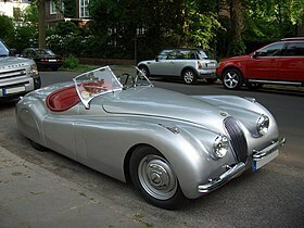 ジャガーXK120に！高品質多層構造ボディカバー！裏起毛・高撥水・良通気のプレミアムカーカバー！装着簡単な車カバー