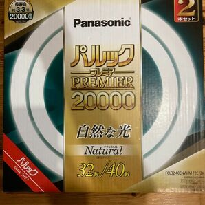 パナソニック Panasonic パルック　プレミア　ナチュラル色 32形　40形