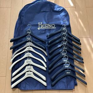 【美品】HERNO ヘルノ ブランドハンガー17本セット＋専用ガーメントケース5枚 ダウン モンクレール タトラス ラミナー