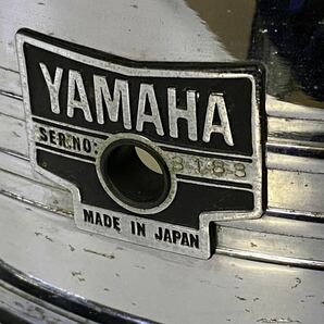 サ6495M★ヴィンテージ YAMAHA ヤマハ スチール スネアドラム 14×5インチ スタンド/パール製 ケース付★の画像2