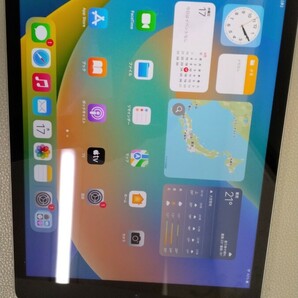 【美品】iPad（第9世代）MK2L3J/A A2602 iPad Wi-Fi 64GB シルバ-の画像7