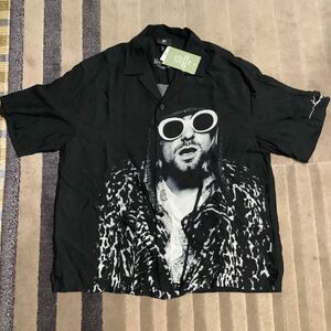 新品 H&M NIRVANA シャツKurt cobain ニルバーナ カートコバーン レア S SHIRT ブラック 顔 バンド 半袖シャツ rock 洋楽 ジャケット 