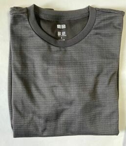 ユニクロ　UNIQLO の濃グレー　半袖Tシャツ(S)USED スポーツにも